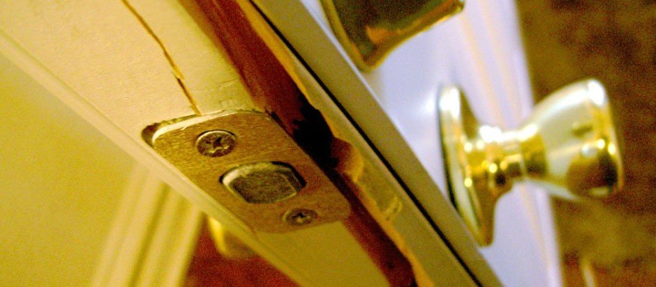 Distraction Burglaries in Granada Hills