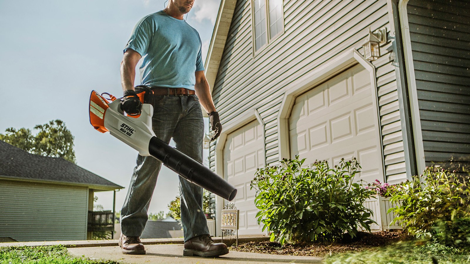Stihl-GP100-Gear-Patrol-Hero-Left-White.jpg